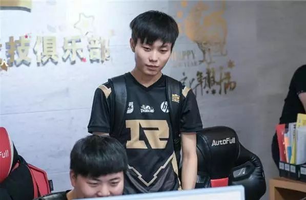 高密度赛程 高密度赛程