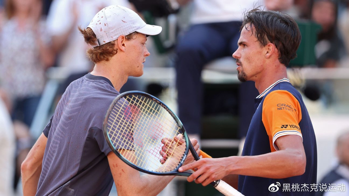 双方在场上 双方在场上