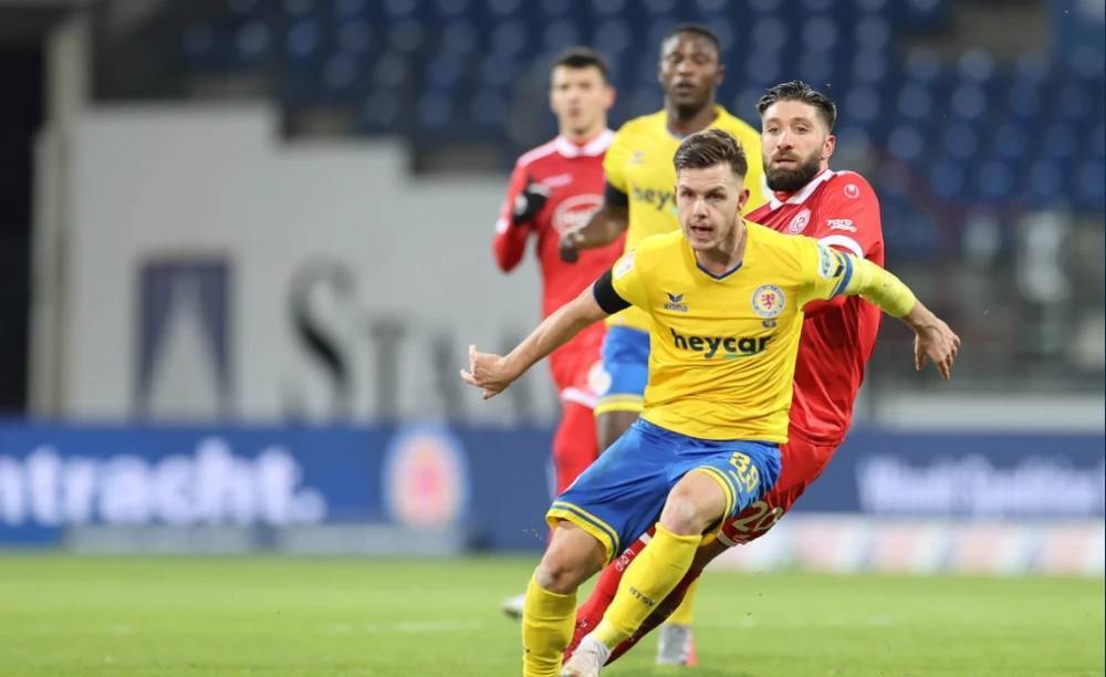 同属于80 同属于80