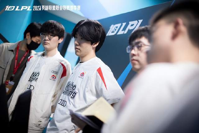 以投手战为 以投手战为